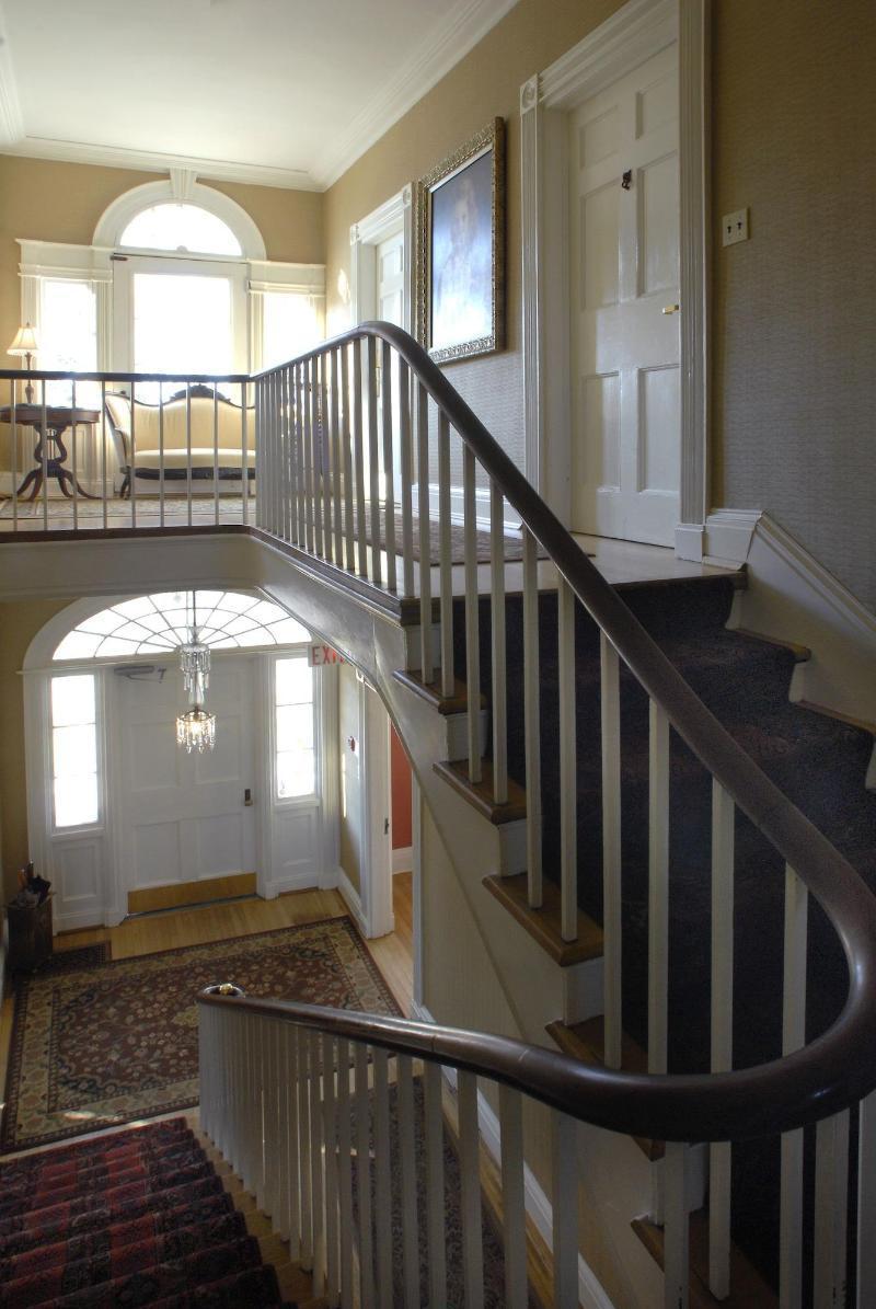 The Charles Hotel Niagara-on-the-Lake Екстер'єр фото