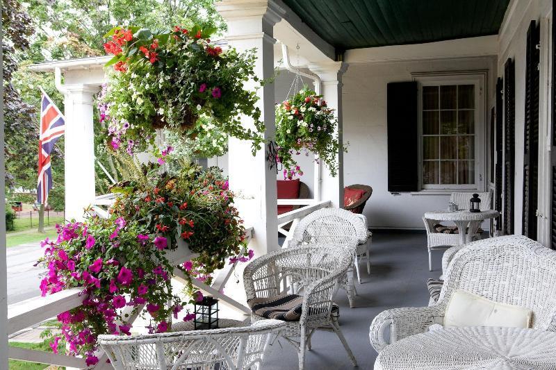 The Charles Hotel Niagara-on-the-Lake Екстер'єр фото